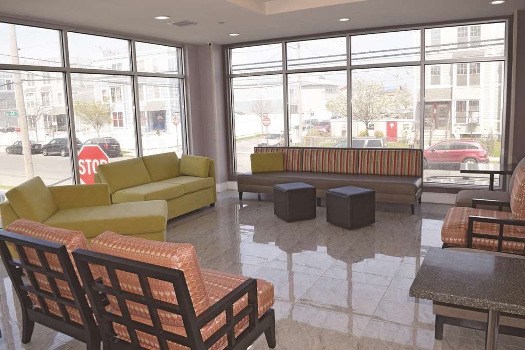 La Quinta Inn & Suites Far Rockaway - Beach Hotel New York Interiør billede
